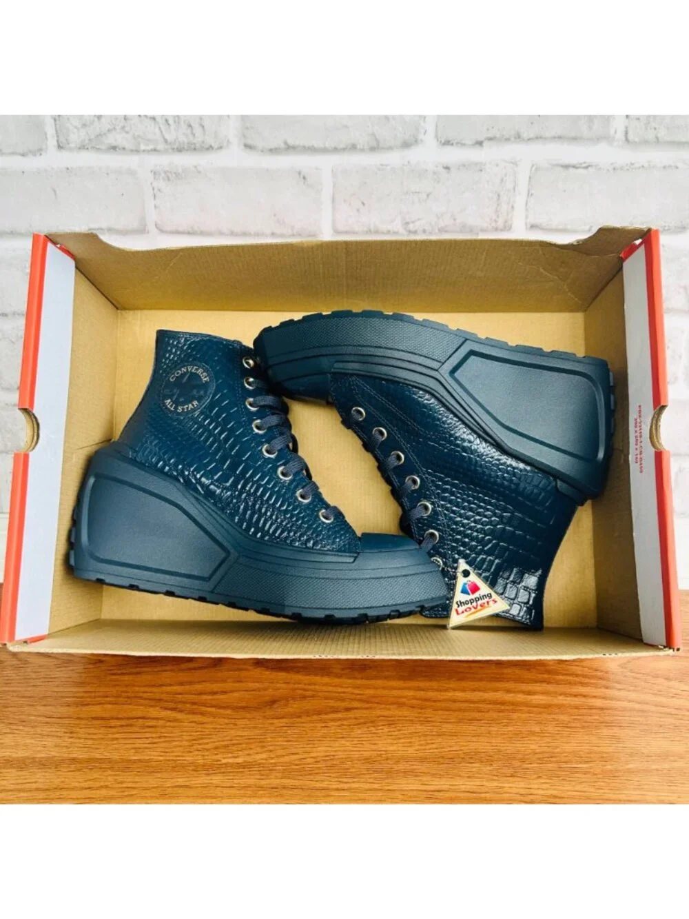 ✨Converse Chuck 70 De Luxe Wedge Platform Leather Sz 6 Women Shoes Blue A10037C